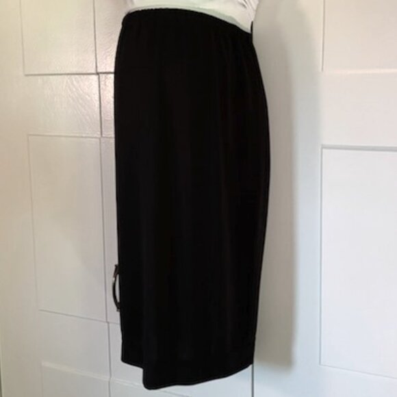Maternity Skirt - Picture 1 of 9